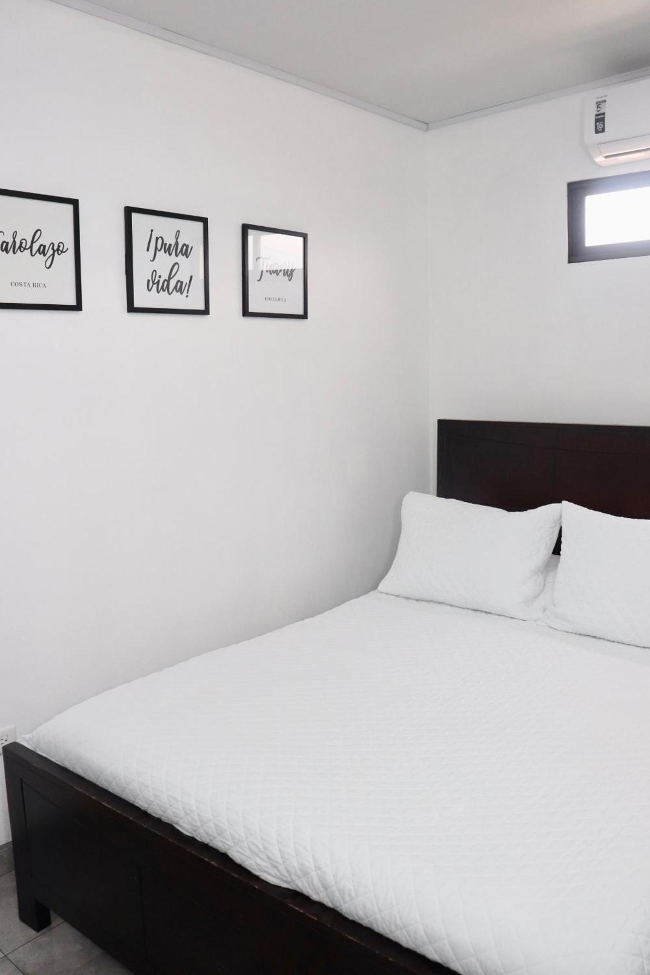 Airport Sjo Residence - Edward & Familia Inn Río Segundo 외부 사진