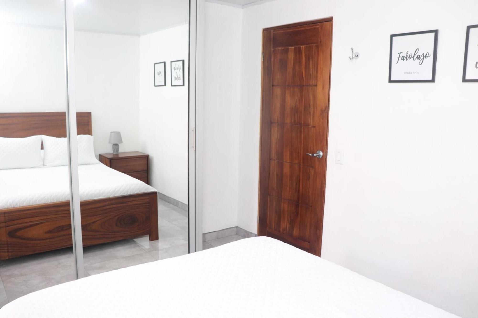 Airport Sjo Residence - Edward & Familia Inn Río Segundo 외부 사진